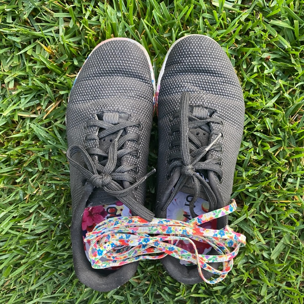 No Bull Daisy Trainer size 7